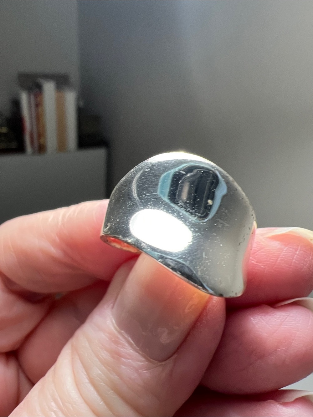 Sleek Silver Tone Stylish Ring - Vintage